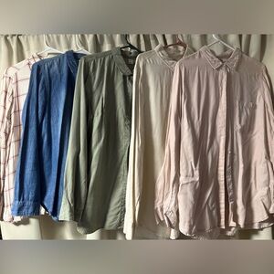 LOT of FIVE Old Navy Light Button-Down Shirts